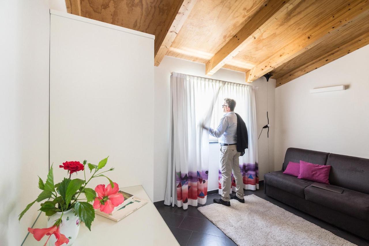 Foyer Rooms & Suites Affittacamere Κάλιαρι Εξωτερικό φωτογραφία